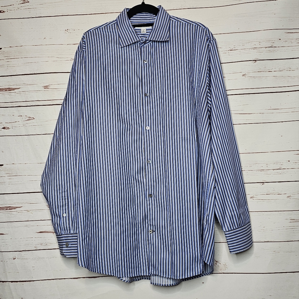 Banana Republic Blue Striped Men's Button Down Shirt